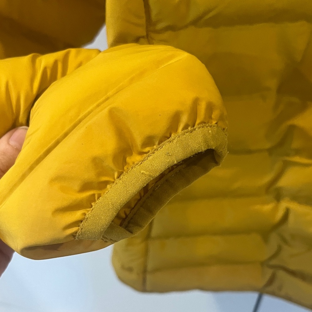 Helly Hansen Yellow Puffer Jacket Size Small - image 6